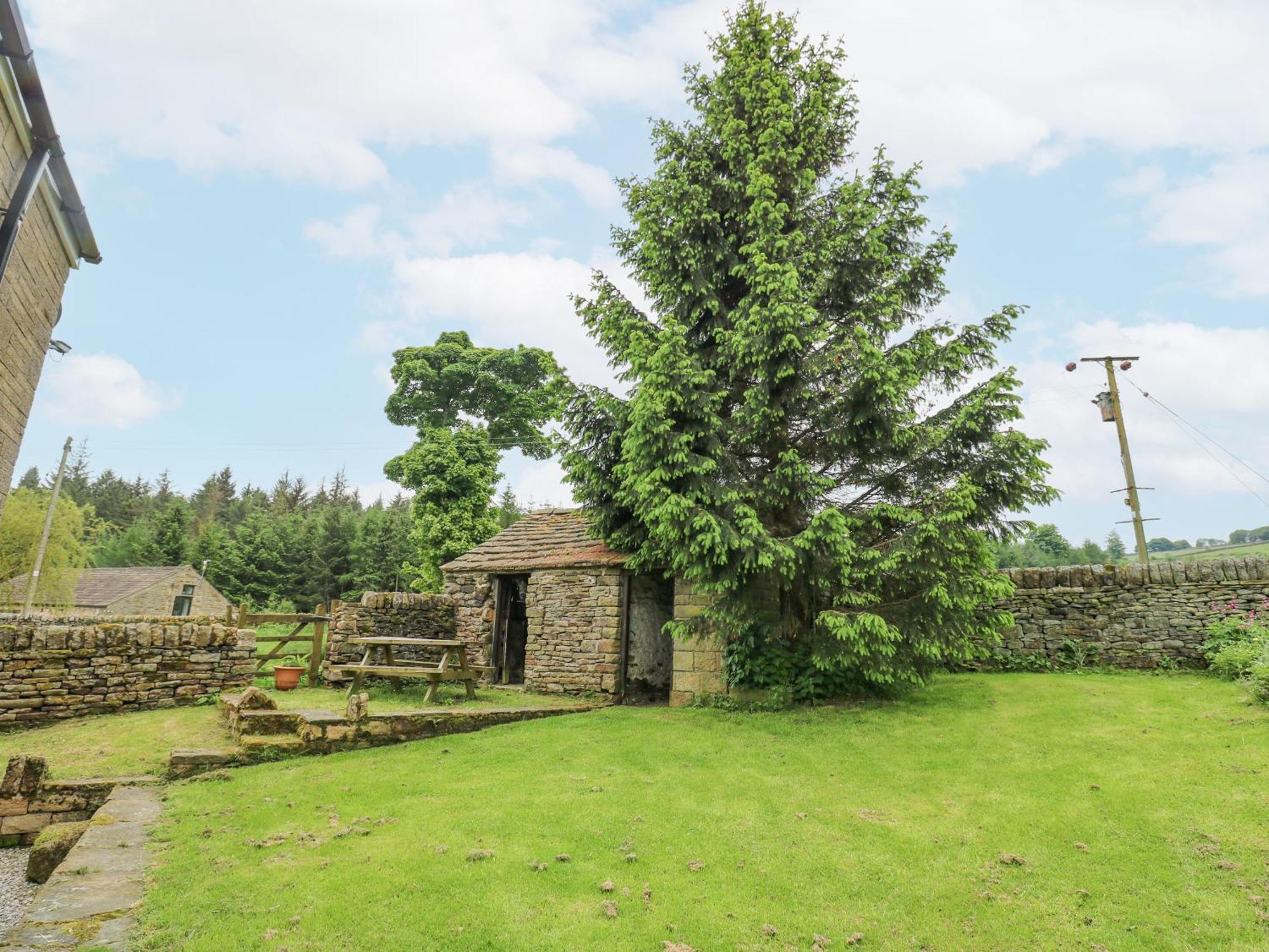Wigtwizzle Holiday home *